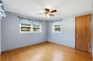 907 High St, West Bend, WI 53090 - Photo 10