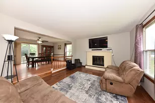 W165N10648 Wagon Trail, Germantown, WI 53022 - Photo 14