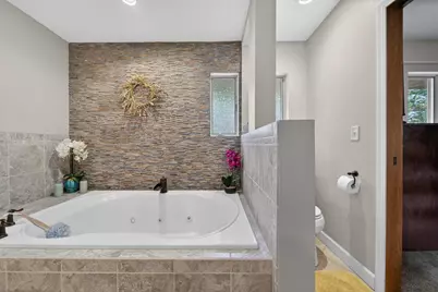 822  Woodland St, Plymouth, WI 53073 - Photo 16