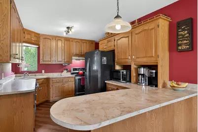 822  Woodland St, Plymouth, WI 53073 - Photo 2