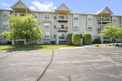 230  Hilldale Dr #1306, Hartford, WI 53027 - Photo 30