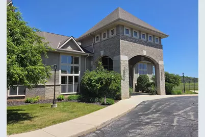 230  Hilldale Dr #1306, Hartford, WI 53027 - Photo 2