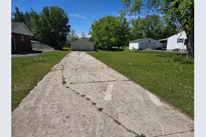 420 E Church St, Mishicot, WI 54228 - Photo 14