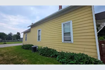 1423 N 17th St, Sheboygan, WI 53081 - Photo 30