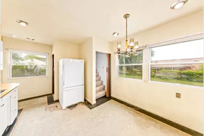 1756 S 72nd St, West Allis, WI 53214 - Photo 16