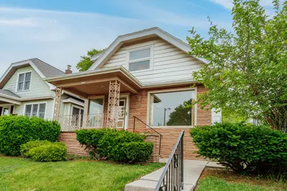 1756 S 72nd St, West Allis, WI 53214 - Photo 2