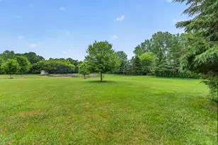 215 Quail Cir, Newburg, WI 53090 - Photo 34
