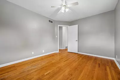 8801 W Lawn Ave, Milwaukee, WI 53225 - Photo 10