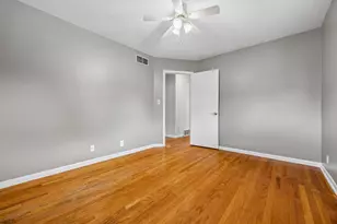 8801 W Lawn Ave, Milwaukee, WI 53225 - Photo 10