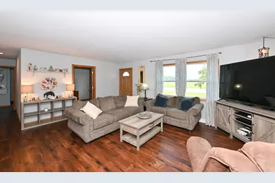 7142  Highway 36 -, Lake Geneva, WI 53147 - Photo 6