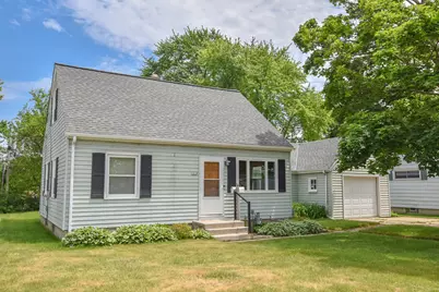 1214  4th Ave, Grafton, WI 53024 - Photo 1