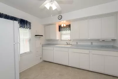 4279 N 41st St, Milwaukee, WI 53216 - Photo 8