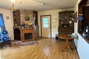 12138 E L J Townline Rd, Johnstown, WI 53190 - Photo 2