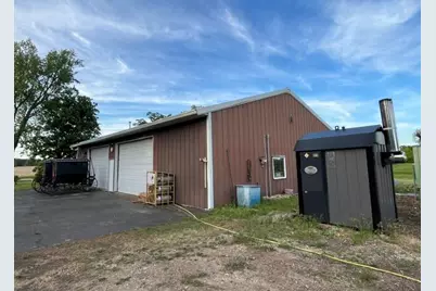 12138  E L-J Townline Rd, Johnstown, WI 53190 - Photo 26