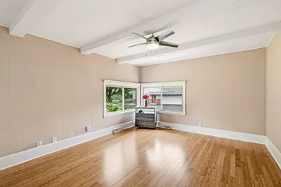 6901 N Crestwood Dr, Glendale, WI 53209 - Photo 8