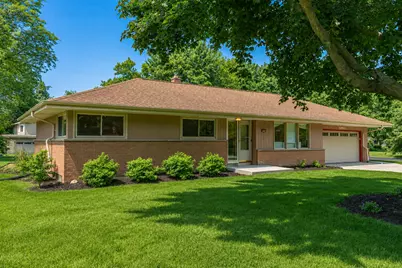 6901 N Crestwood Dr, Glendale, WI 53209 - Photo 2