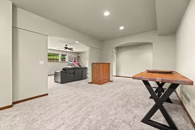 2406  Deercrest Ct, Waukesha, WI 53188 - Photo 42