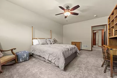 2406  Deercrest Ct, Waukesha, WI 53188 - Photo 48