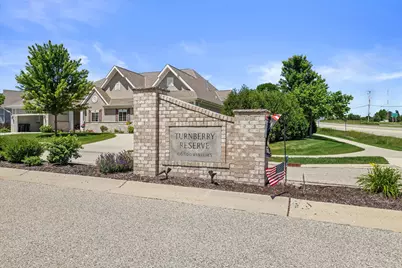 2406  Deercrest Ct, Waukesha, WI 53188 - Photo 66
