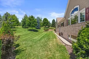 2406 Deer Crest Ct, Waukesha, WI 53188 - Photo 60
