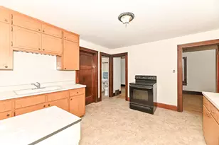3340 10th Ave, Racine, WI 53402 - Photo 16