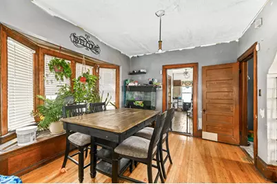 2437 S 29th St, Milwaukee, WI 53215 - Photo 6