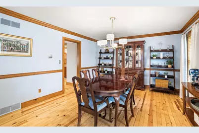 10133 N Foxkirk Dr, Mequon, WI 53097 - Photo 20