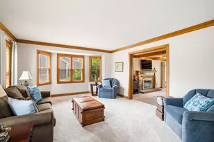 10133 N Foxkirk Dr, Mequon, WI 53097 - Photo 6