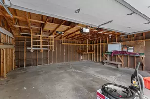 1441 Lee Cir, Manitowoc, WI 54220 - Photo 20