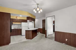 1441 Lee Cir, Manitowoc, WI 54220 - Photo 8