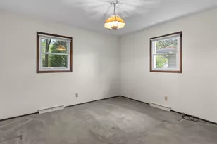 1441 Lee Cir, Manitowoc, WI 54220 - Photo 12