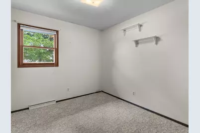 1441  Lee Cir, Manitowoc, WI 54220 - Photo 14