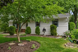 1441 Lee Cir, Manitowoc, WI 54220 - Photo 2