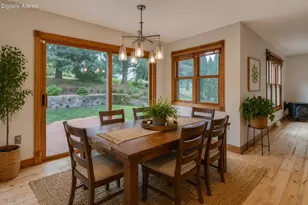 798 Greenway Terrace, Hartland, WI 53029 - Photo 14