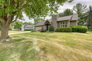 798 Greenway Terrace, Hartland, WI 53029 - Photo 1