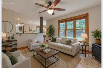 798  Greenway Ter, Hartland, WI 53029 - Photo 8