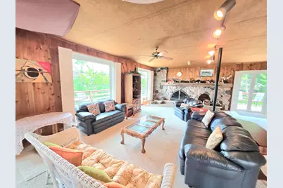 711  Giddings Ave #707, Sheboygan Falls, WI 53085 - Photo 4
