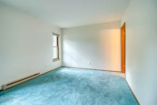 8751 W Oklahoma Ave, Milwaukee, WI 53227 - Photo 10