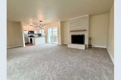1224 W Baldwin Ct, Mequon, WI 53092 - Photo 4