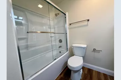 1224 W Baldwin Ct, Mequon, WI 53092 - Photo 30