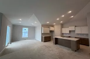 9800 N Migratory Ct, Mequon, WI 53097 - Photo 4