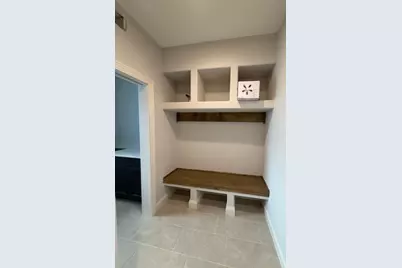 9800 N Migratory Ct, Mequon, WI 53097 - Photo 6