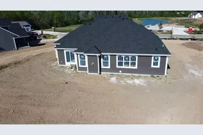 9800 N Migratory Ct, Mequon, WI 53097 - Photo 2