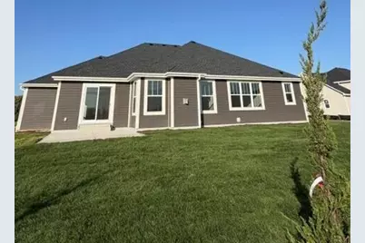 9800 N Migratory Ct, Mequon, WI 53097 - Photo 2