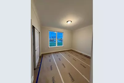 9800 N Migratory Ct, Mequon, WI 53097 - Photo 12