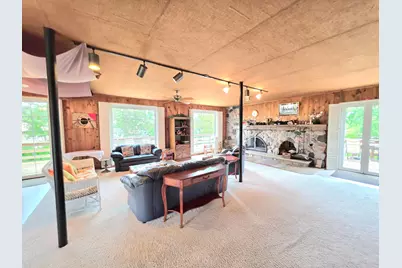 711  Giddings Ave, Sheboygan Falls, WI 53085 - Photo 8