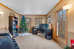 4406 Hunters Glen Dr, Sheboygan, WI 53083 - Photo 6