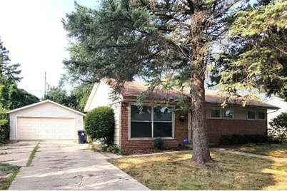 7519 W Sheridan Ave, Milwaukee, WI 53218 - Photo 2