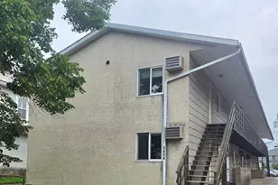 1014 Pine St, La Crosse, WI 54601 - Photo 2