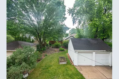 2638 N 88th St, Wauwatosa, WI 53226 - Photo 4